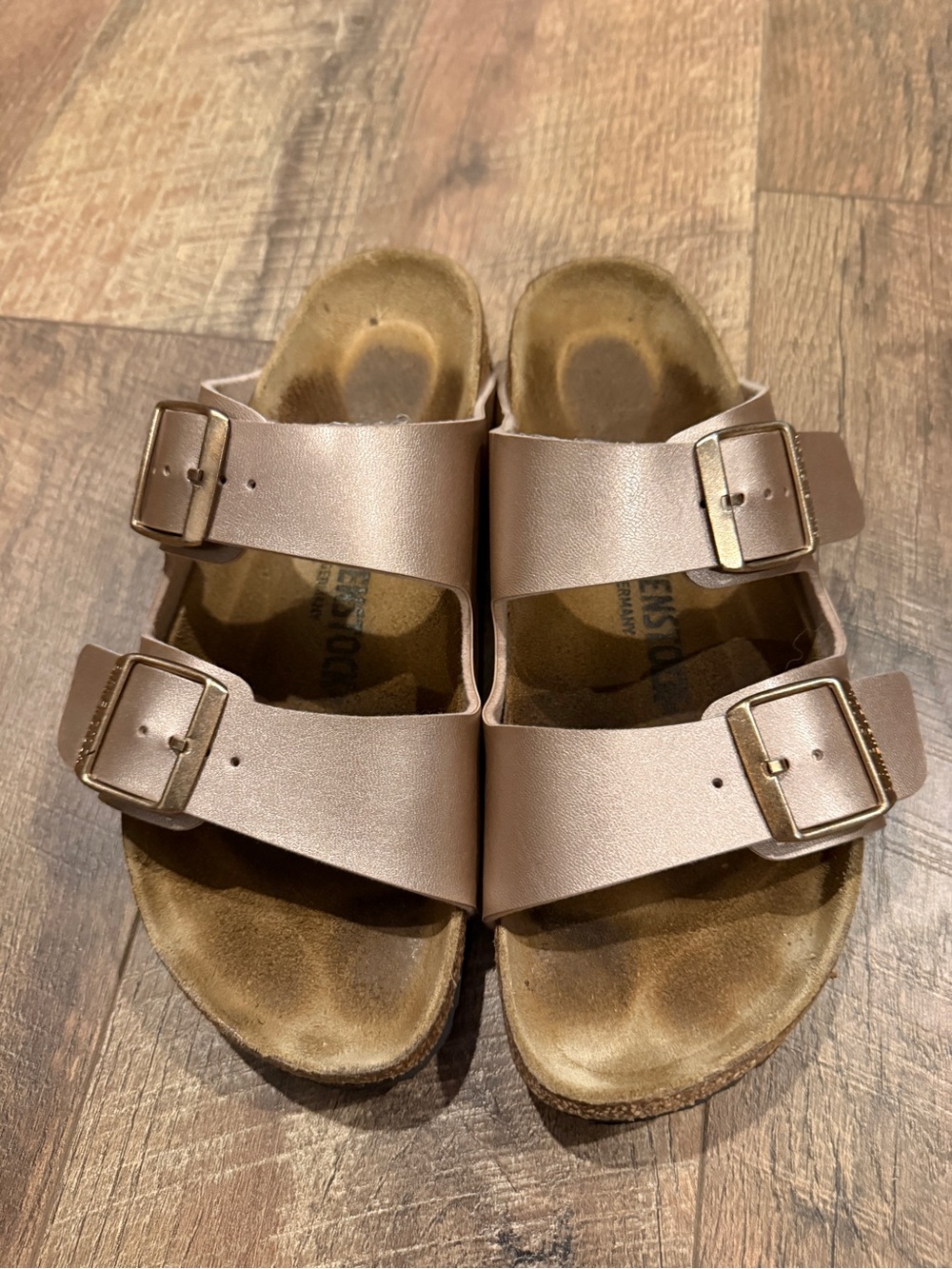 Birkenstock- Women’s Rose Gold Double-Buckle Sandals size 39